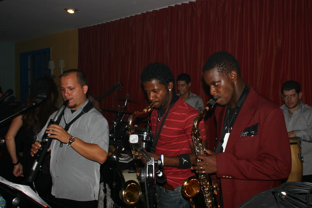Jean on saxophones